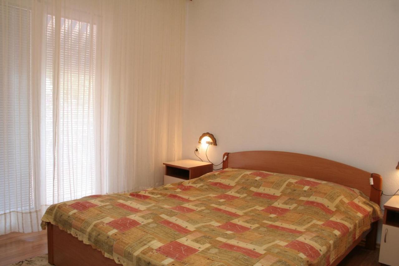 Apartments By The Sea Cove Zarace - Gdinj, Hvar - 4598 Extérieur photo