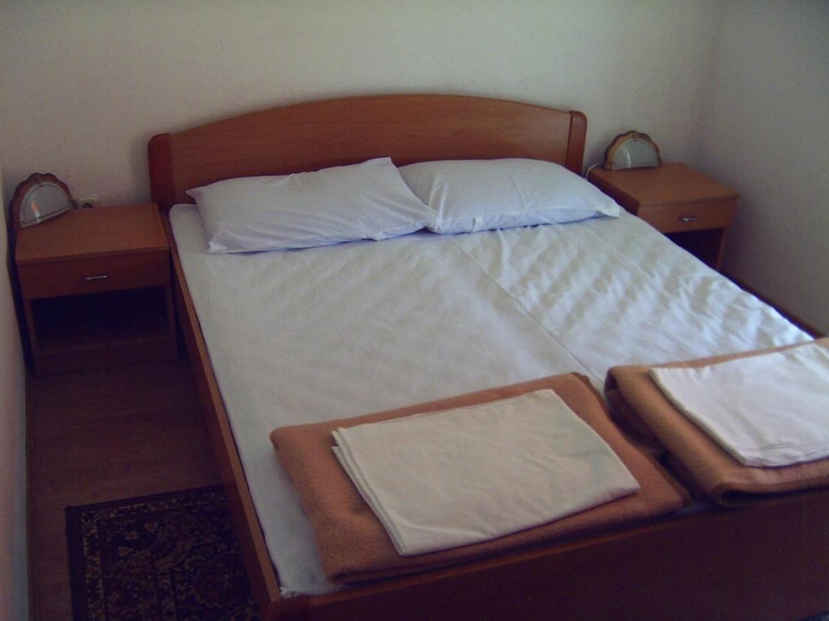 Apartments By The Sea Cove Zarace - Gdinj, Hvar - 4598 Extérieur photo