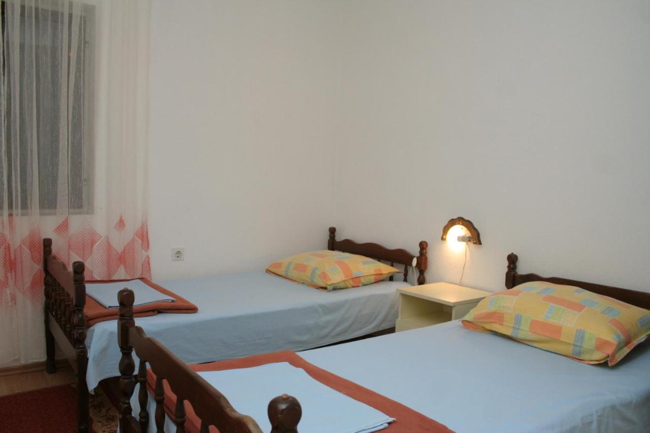 Apartments By The Sea Cove Zarace - Gdinj, Hvar - 4598 Extérieur photo